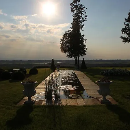 Курортный комплекс Relais Unico Castel Rosso 5*