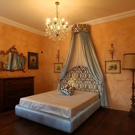 Relais Unico Castel Rosso 5*