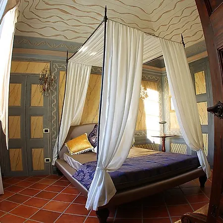 Relais Unico Castel Rosso Курортный комплекс 5*