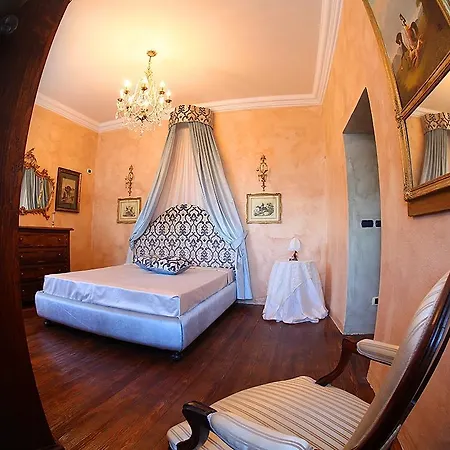 Relais Unico Castel Rosso Курортный комплекс 5*