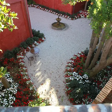 Relais Unico Castel Rosso 5*